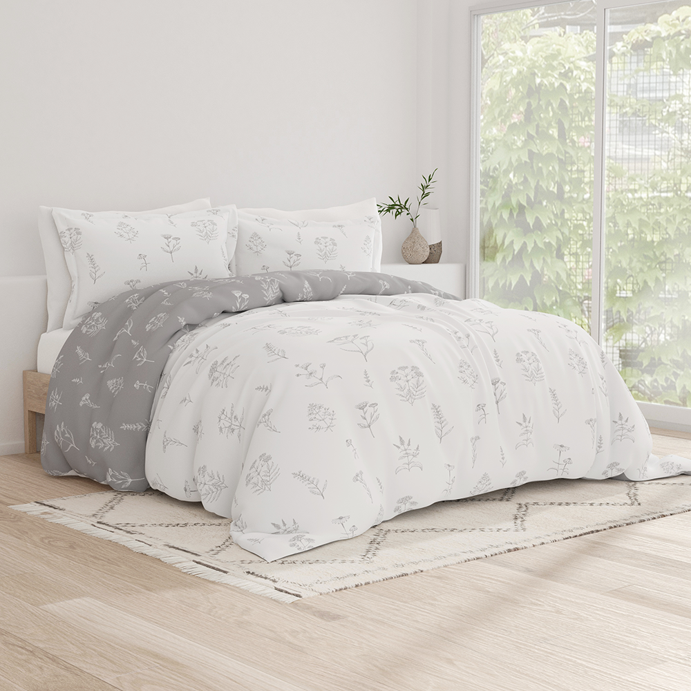 Botany Floral Pattern 3-Piece Reversible Duvet Cover Set