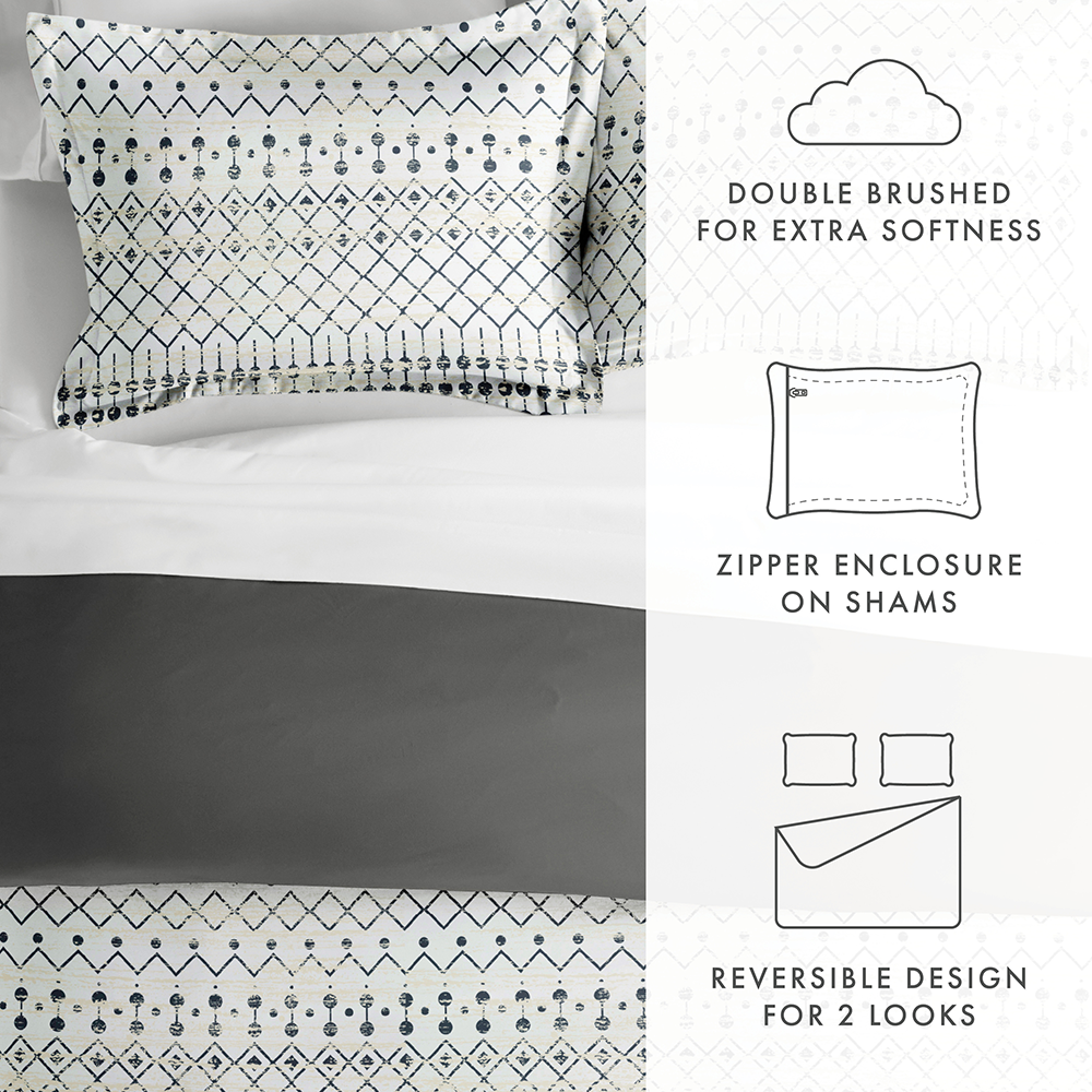 Etched Gate Pattern 3-Piece Reversible Duvet Cover Set