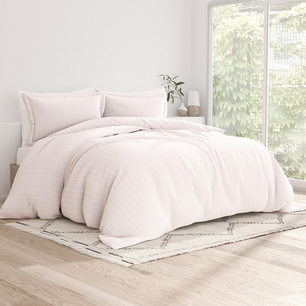 Classic in Pink Pattern 3-Piece Duvet Cover Set