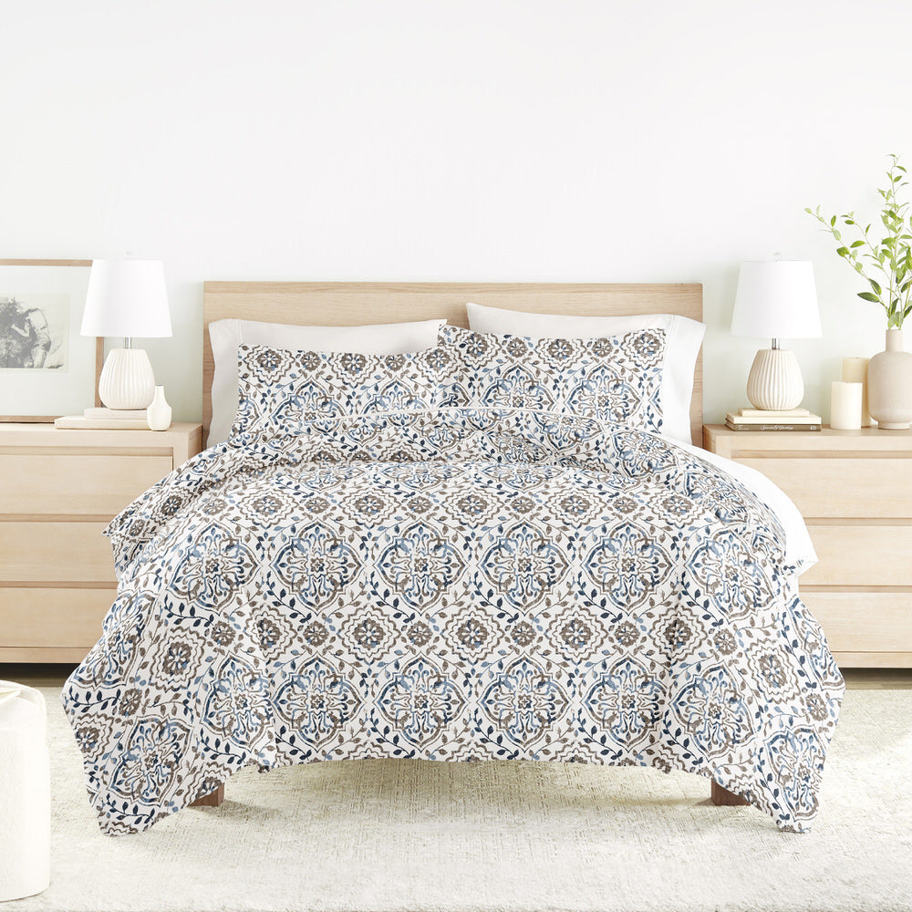 Oasis Pattern 3-Piece Duvet Cover Set