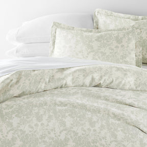 Weathered Floral Pattern 3-Piece Duvet Cover Set