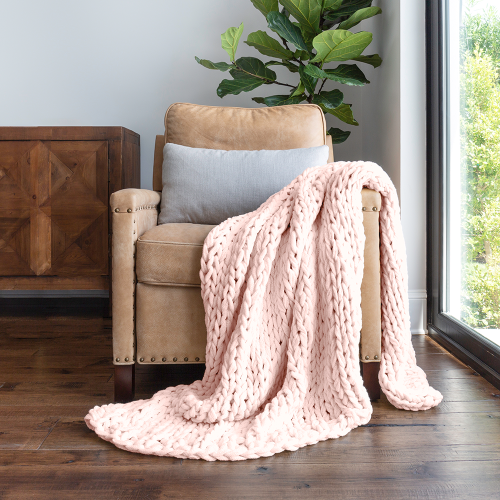 Oversized Chunky Knit Blanket