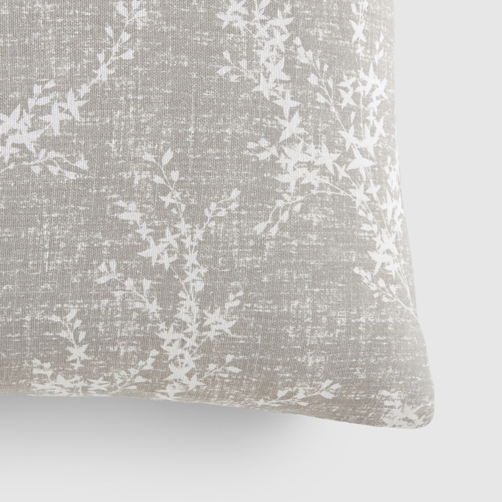 Willow Décor Throw Pillow